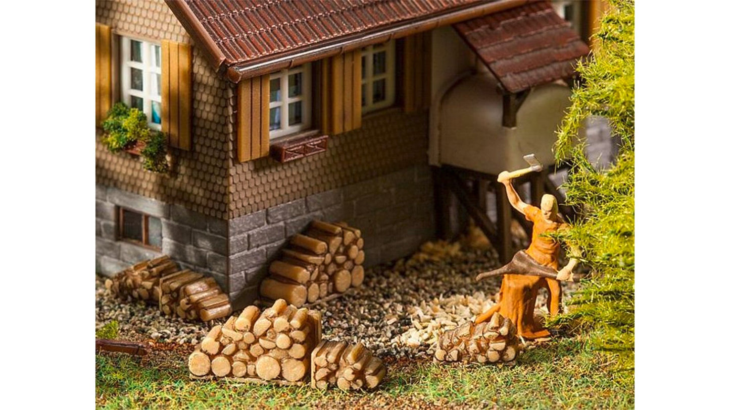 Faller 180940 6 Small stacks of firewood