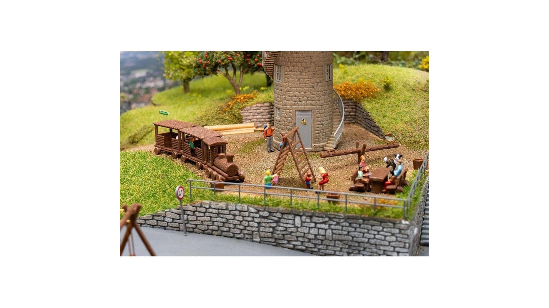 Faller 190036 Adventure playground Promotional Set