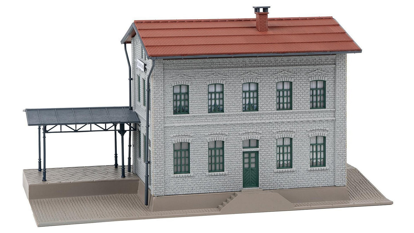 Faller 190137 Action Set Feldkirchen Train Station.