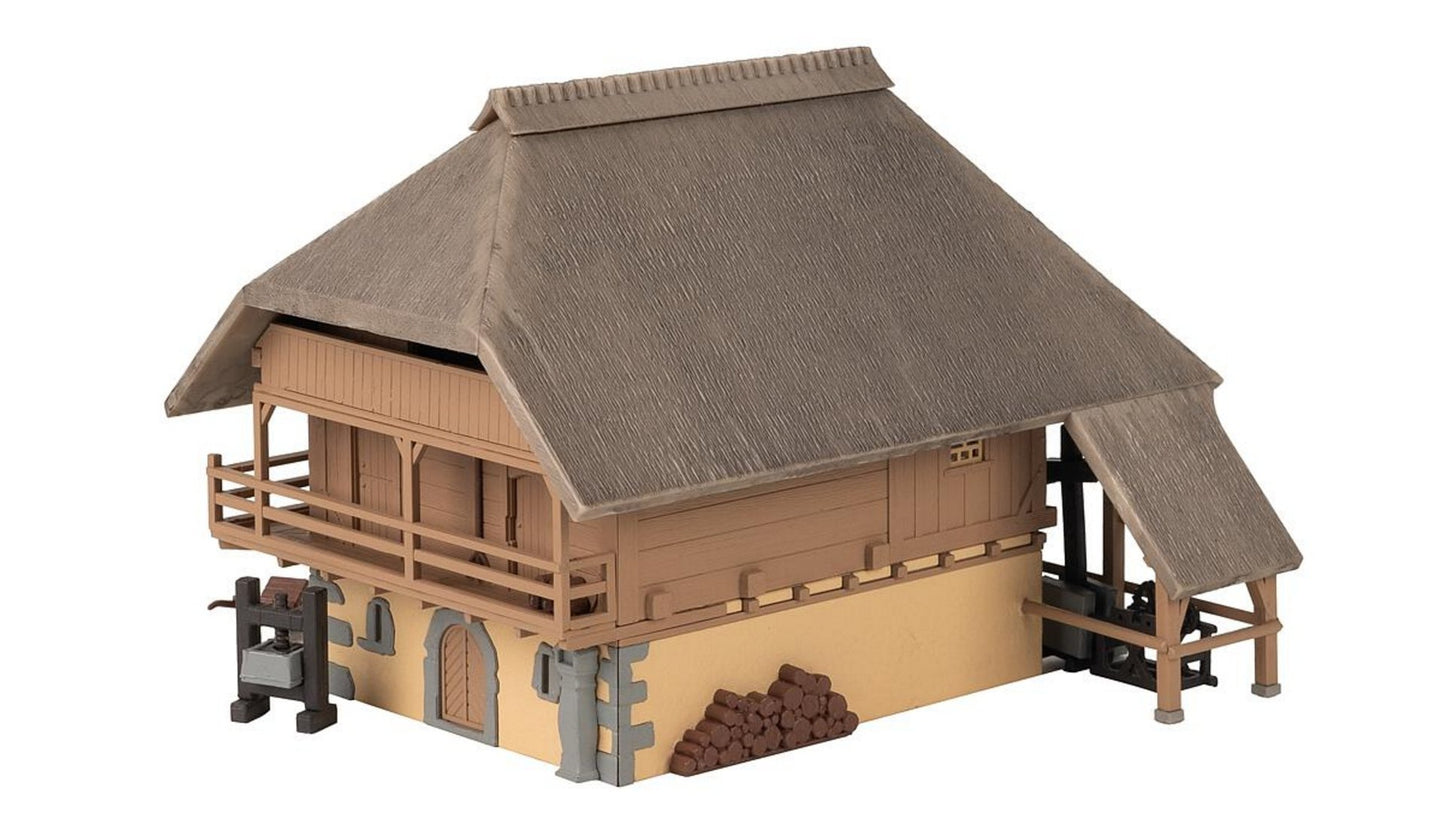 Faller 191814 Warehouse with fruit press