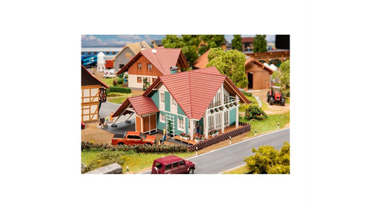 Faller 191815 Residential House with Carport