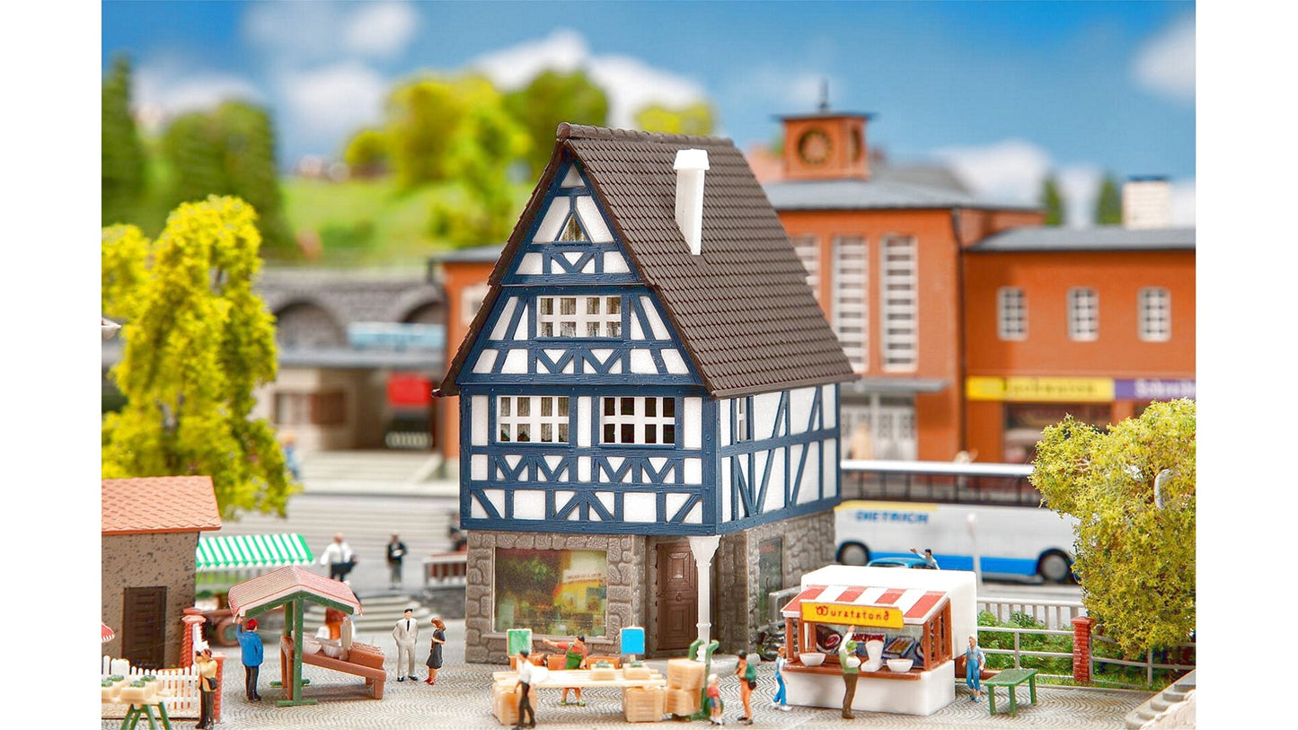 Faller 232157 Half timbered house with pharmacy