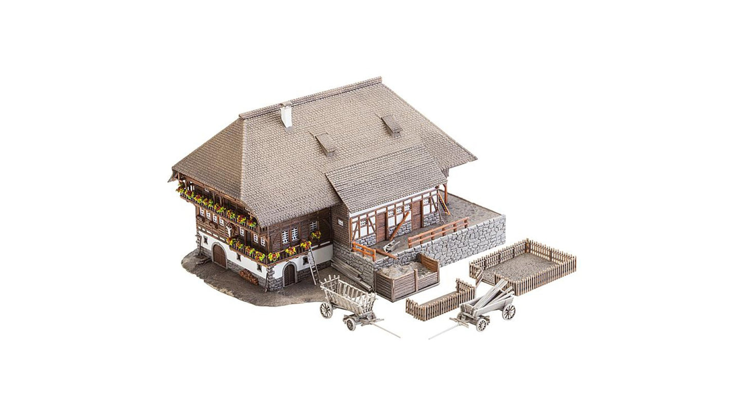 Faller 232258 Black Forest farmyard