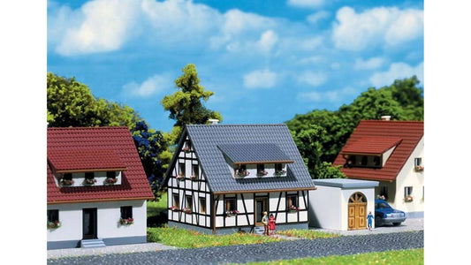 Faller 282760 Half timbered house