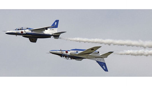 Hasegawa 02174 Kawasaki T4 Blue Impulse 2015 2 Kits