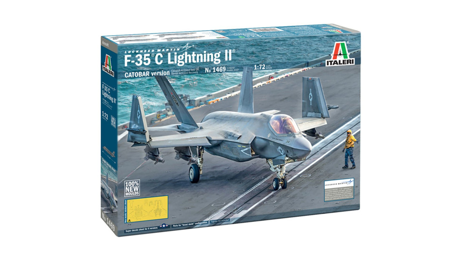 Italeri 1469 F-35C Lightning II ''CATOBAR version''