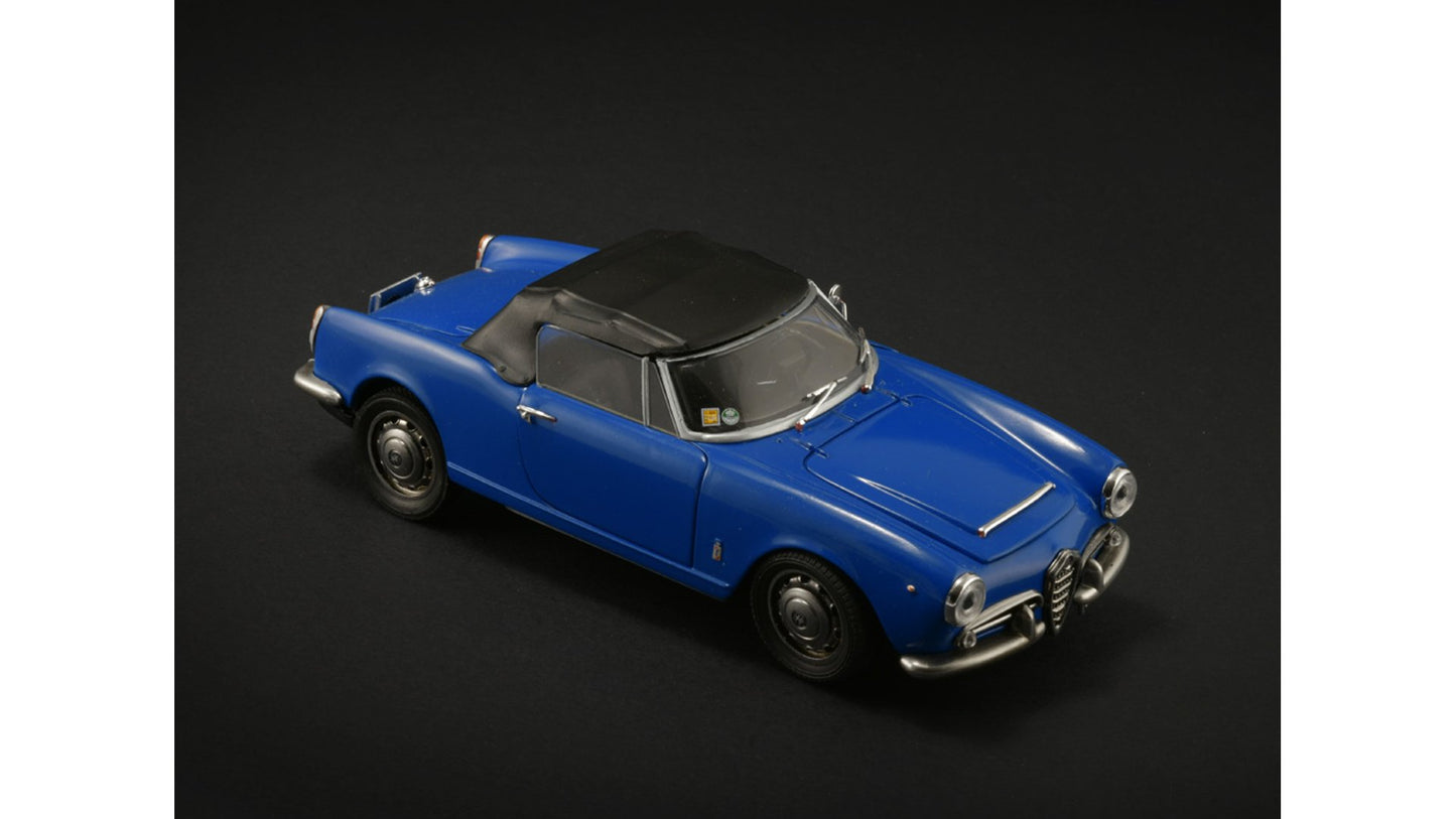 Italeri 3668 Alfa Romeo Giulia 1600 Spider