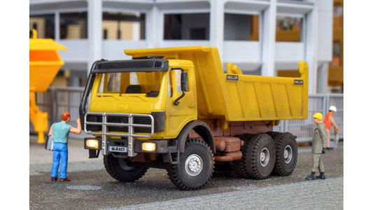 Kibri 14023 MB Meiller Dump Truck with LED Kit