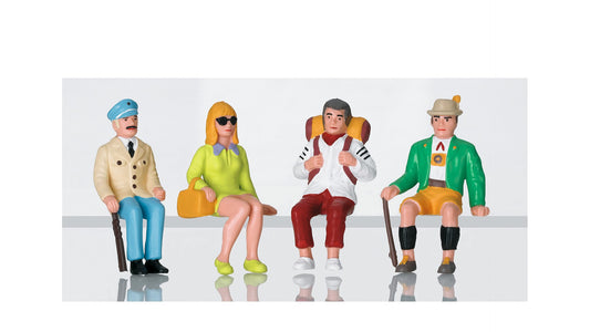 LGB 53007 Set of Seated Tourist Figures