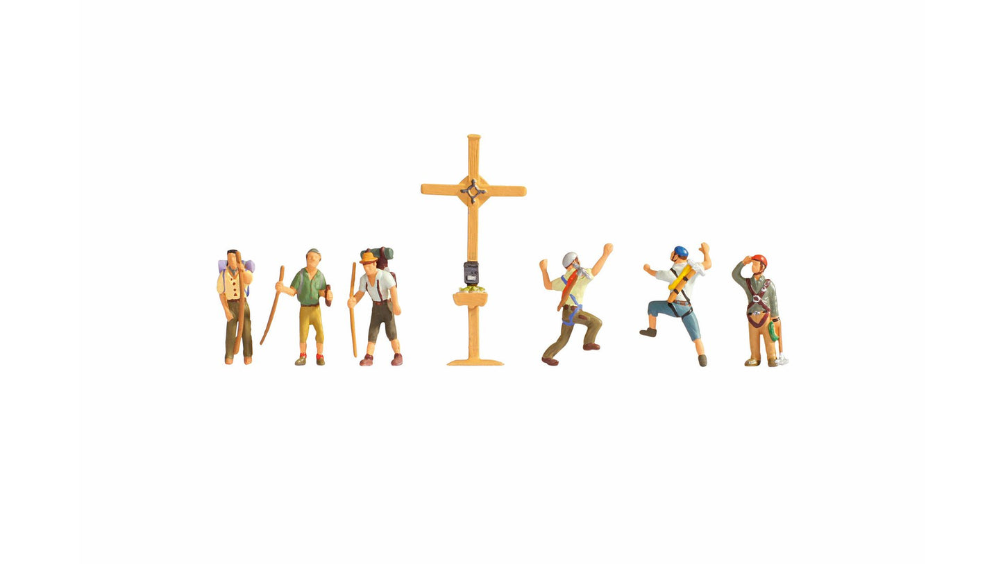 NOCH NO15874 Mountain Hikers with Cross