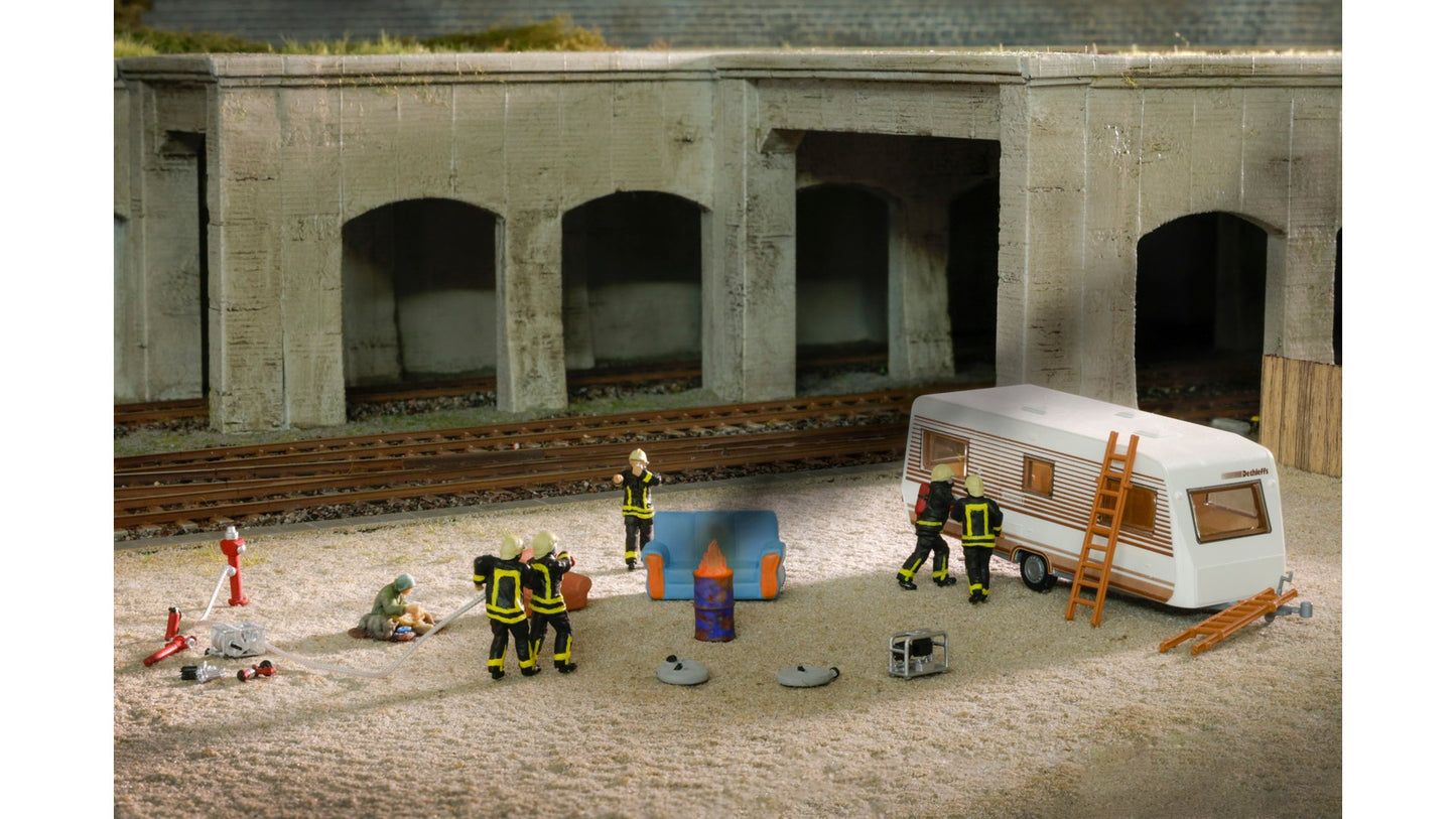NOCH NO16259 Themed Figures Set ‘Fire Brigade Operation’