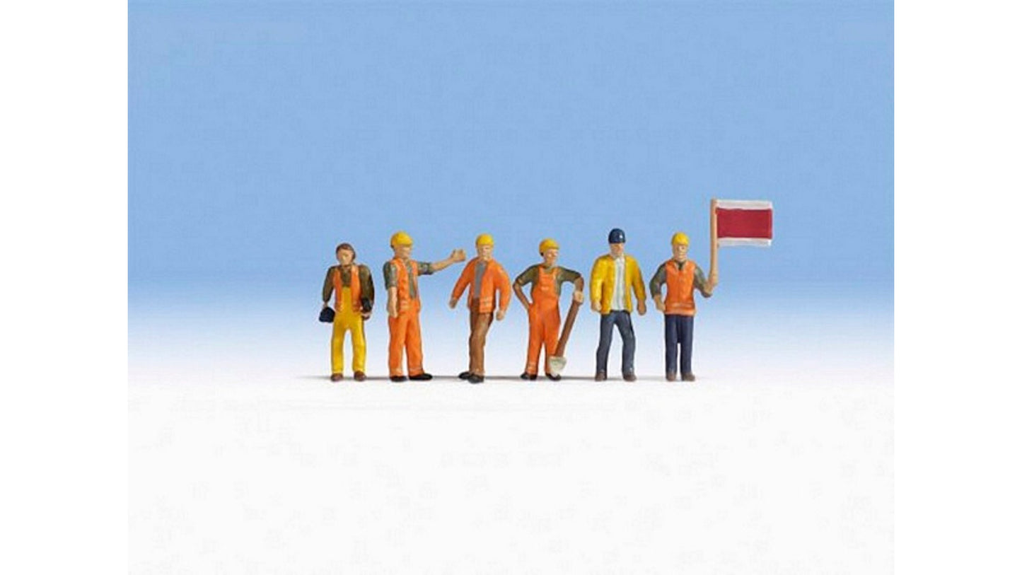Noch NO45277 Track Workers for TT