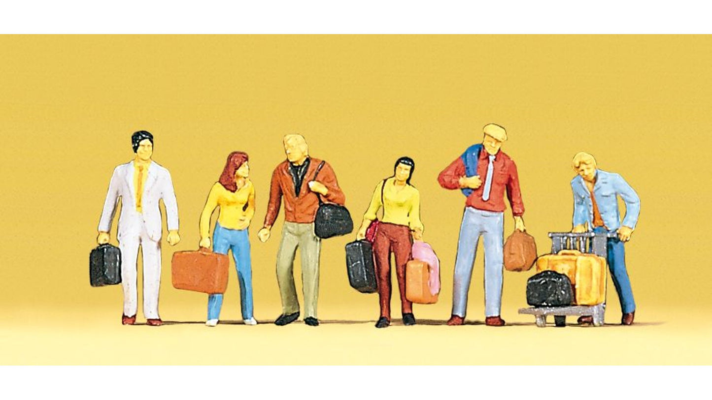 Preiser 10115 Walking Passengers