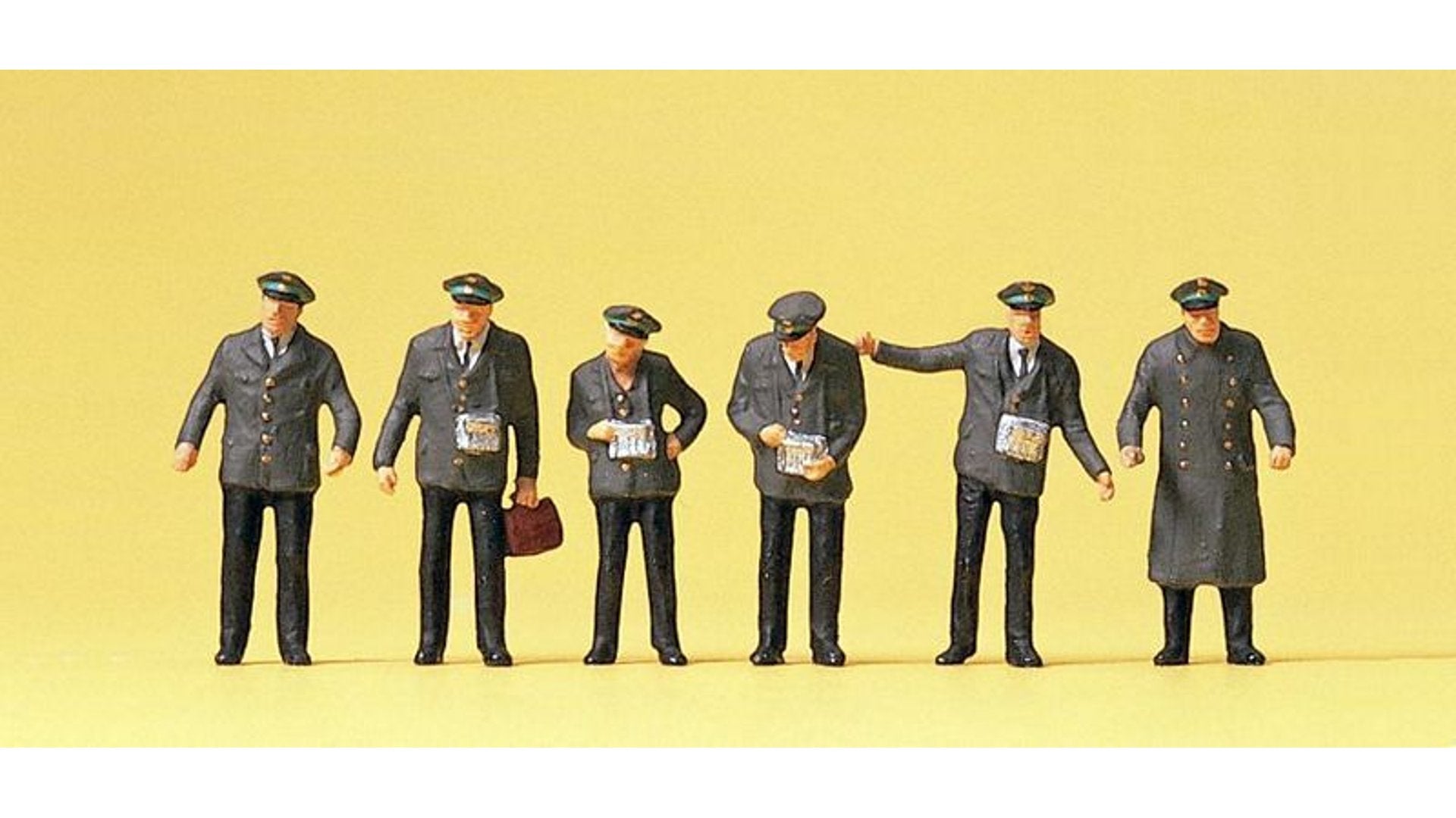 Preiser 10490 Tram staff