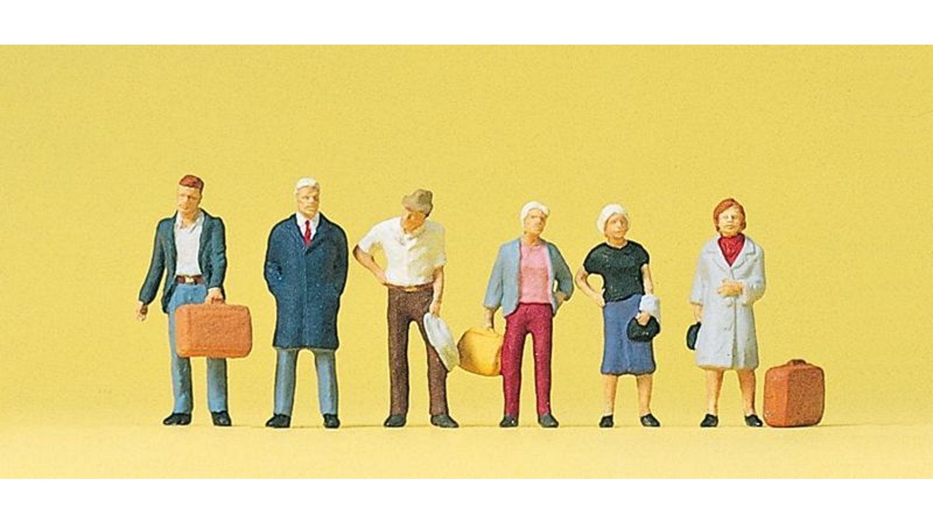 Preiser 10504 Standing Passengers