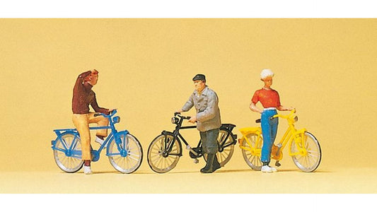 Preiser 10515 Cyclists waiting at the rail road crossing