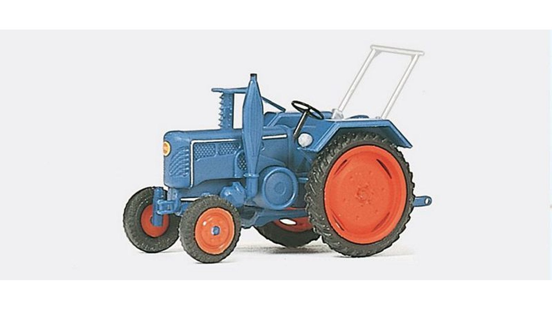 Preiser 17925 Farm tractor LANZ D 2416 with narrow tyres