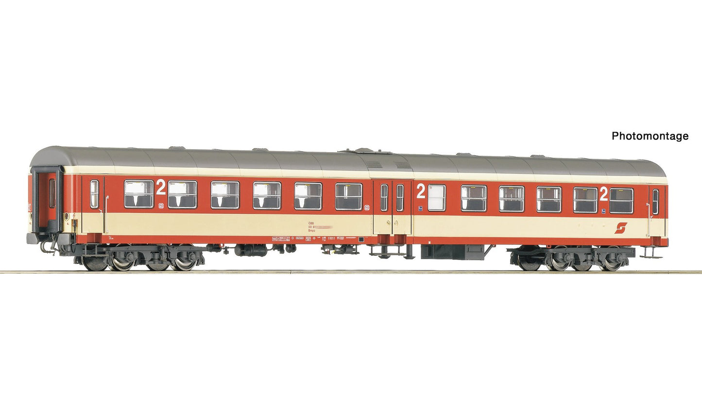 Roco R6200109 2nd class centre-entry coach, ÖBB