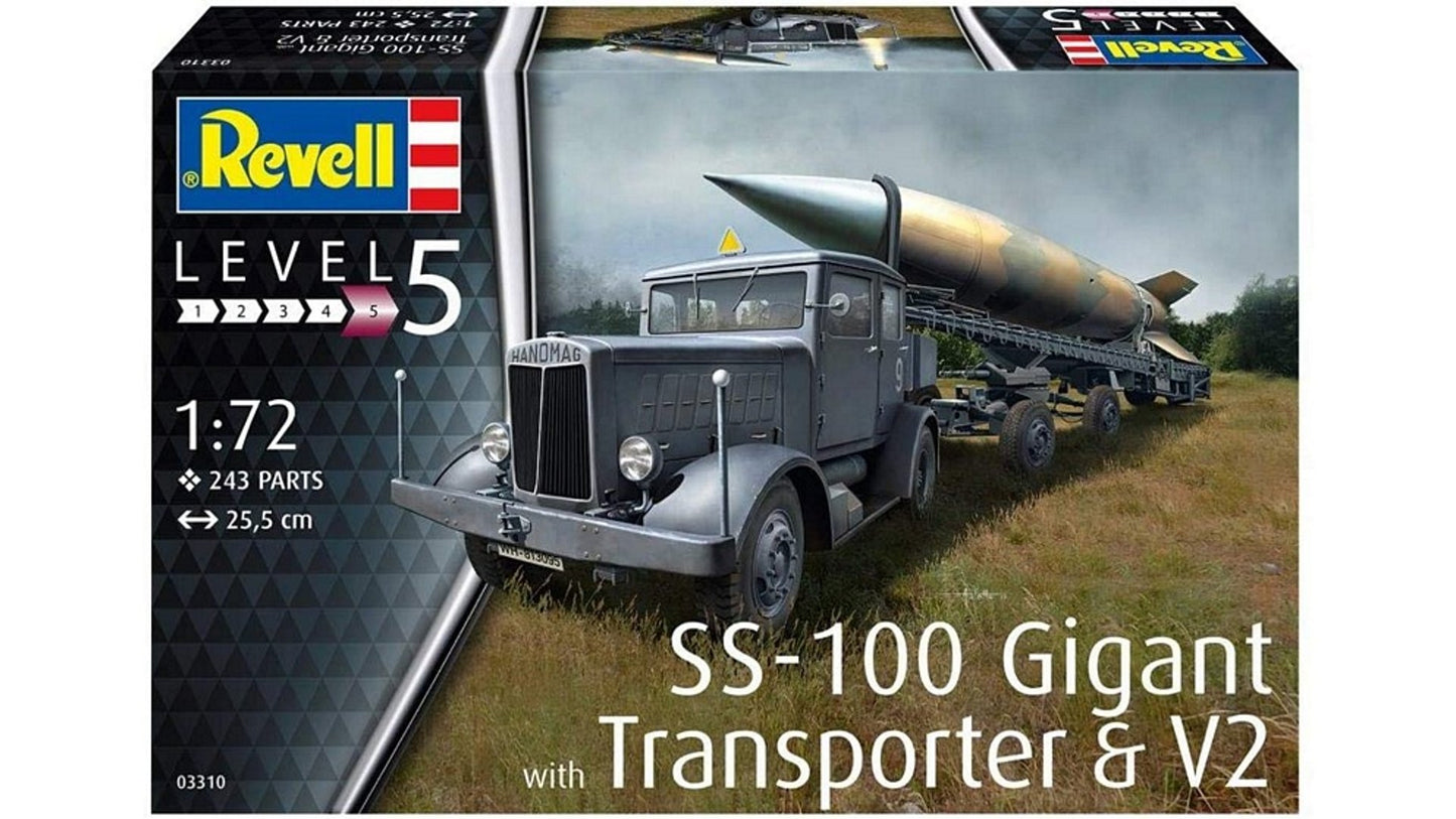 Revell 03310 SS-100 Gigant with Transporter and V2
