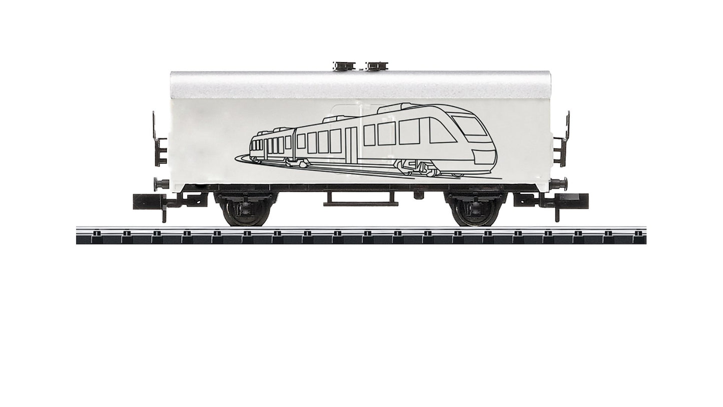 MiniTrix 18086 Hobby Refrigerator Car for Do-Yourself-Painting