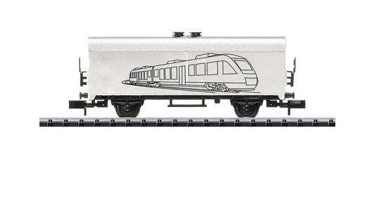 MiniTrix 18086 Hobby Refrigerator Car for Do-Yourself-Painting