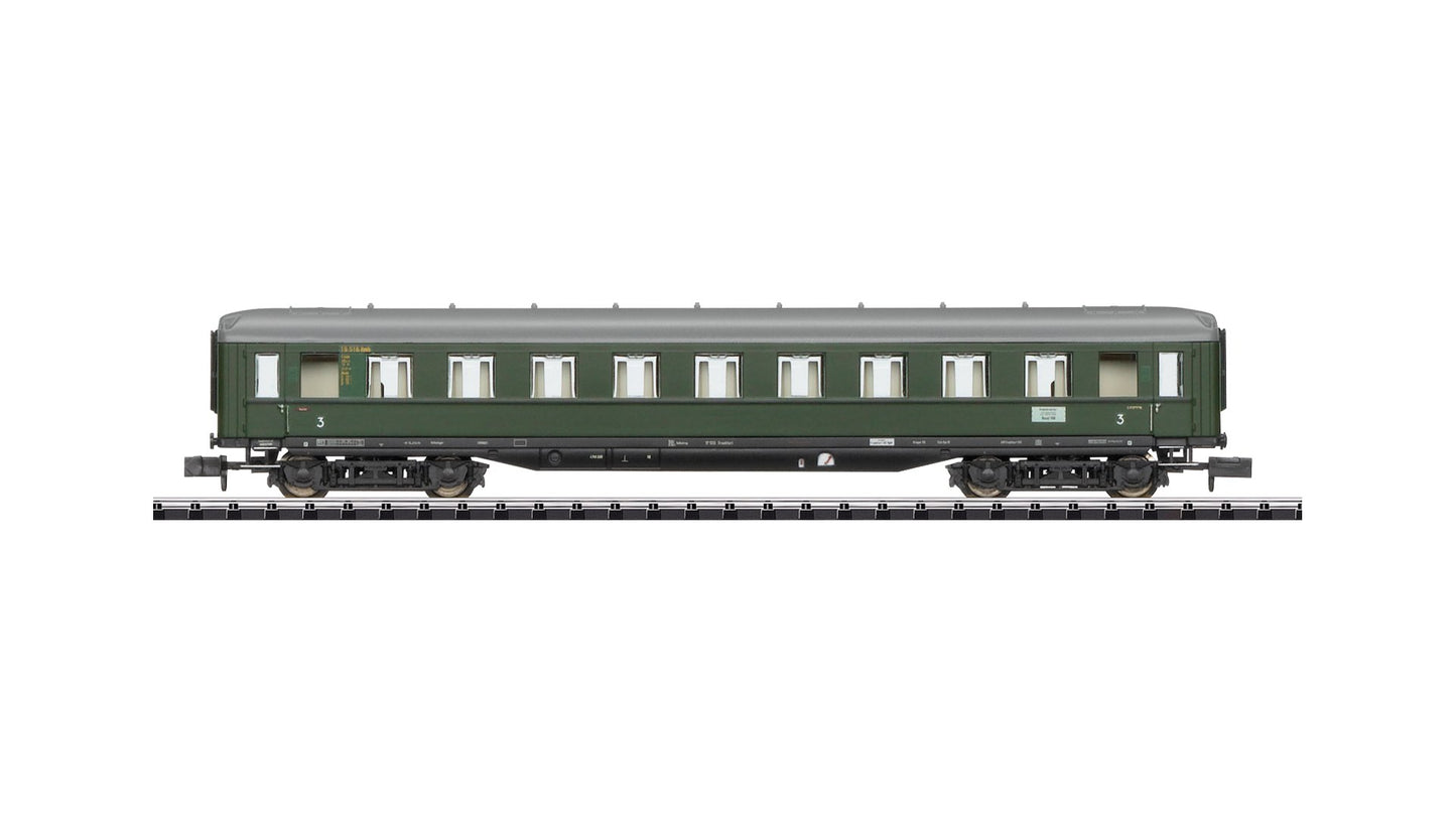 Minitrix 18486 D 96 Express Train Passenger Car 3rd Class