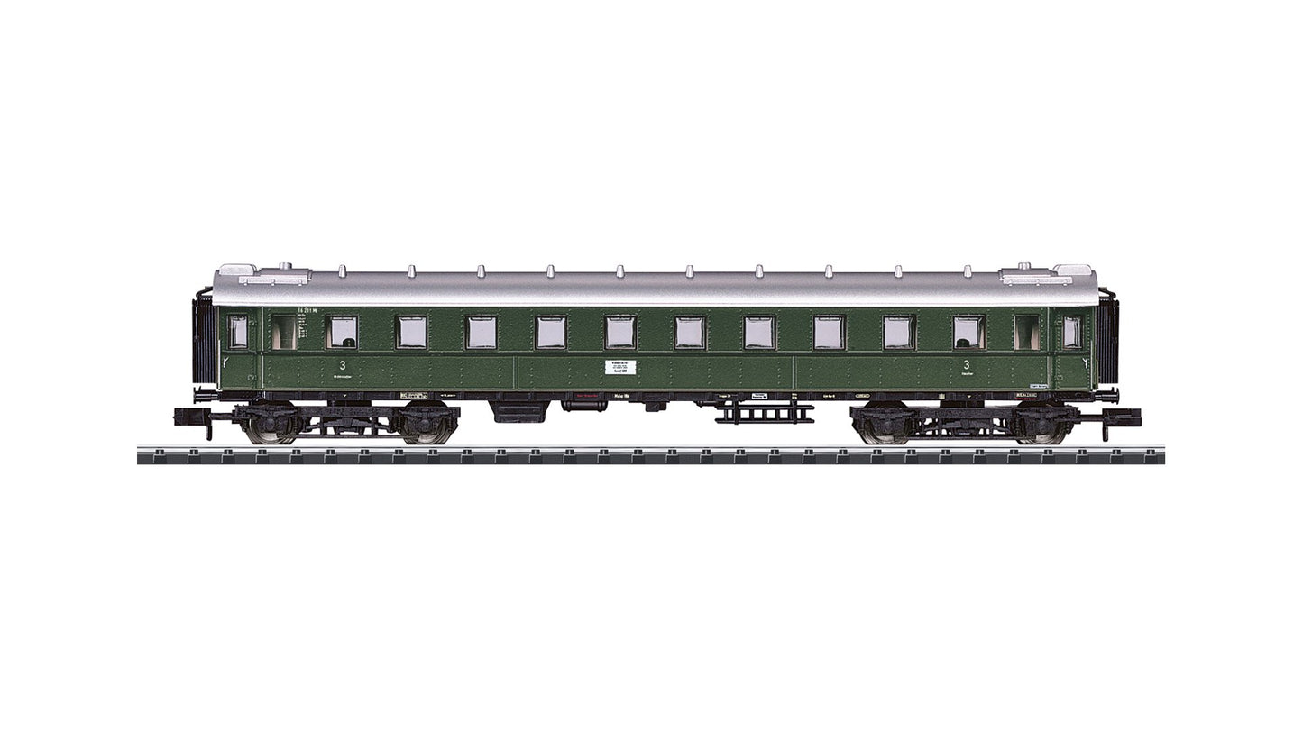 Minitrix 18487 D 96 Express Train Passenger Car 3rd Class