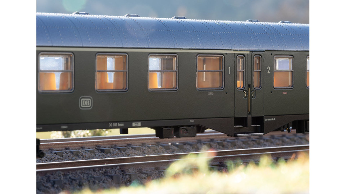 Trix 23126 Pass Car 1st/2nd Class AB4ymb 51 DB Ep III