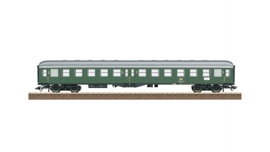 Trix 23160 2nd Class Passenger Car