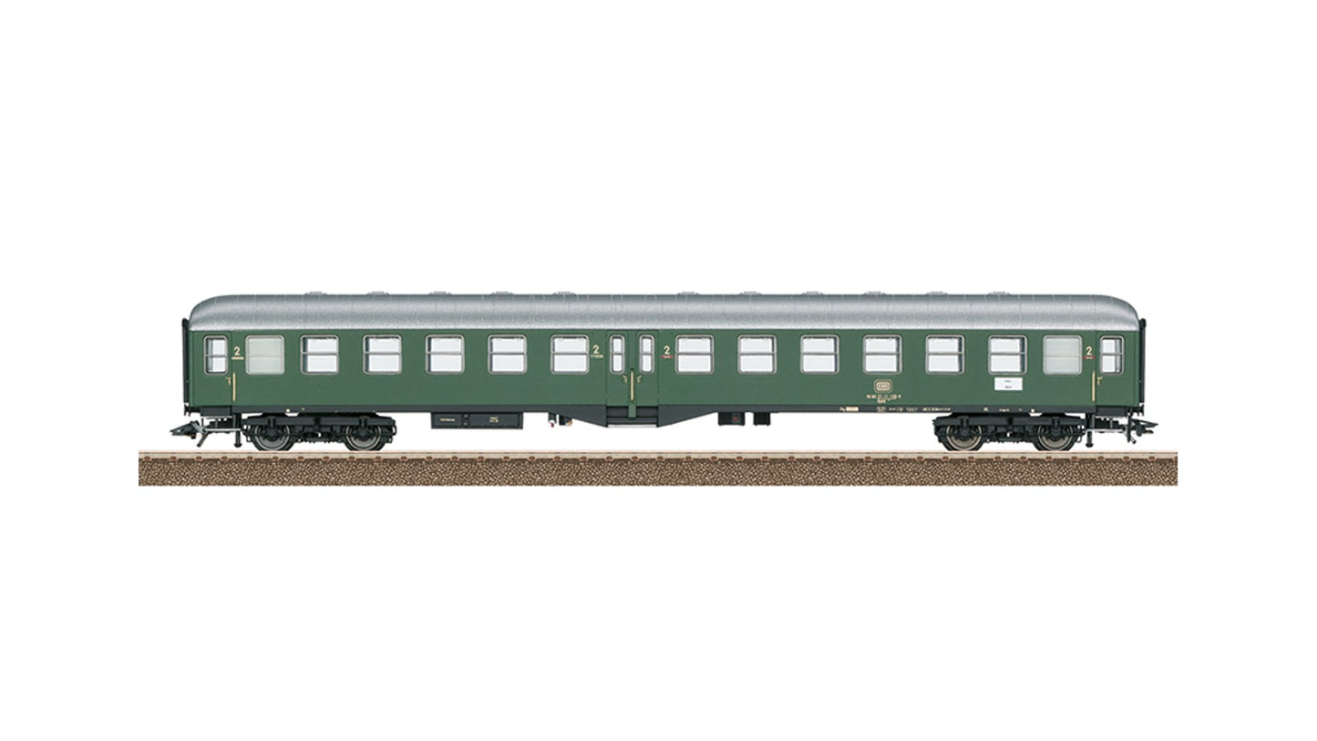 Trix 23160 2nd Class Passenger Car