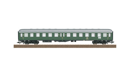 Trix 23160 2nd Class Passenger Car
