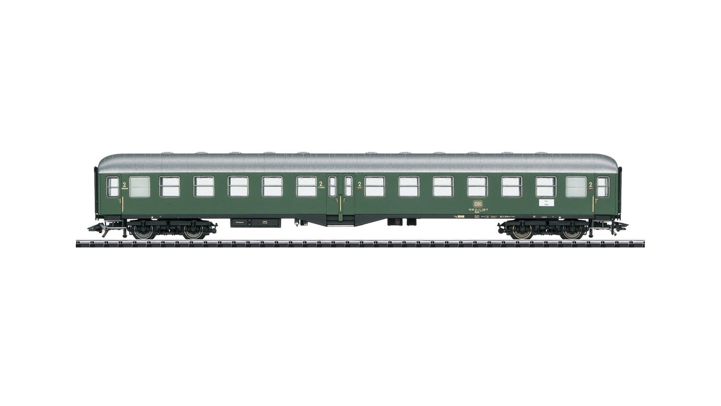 Trix 23160 2nd Class Passenger Car