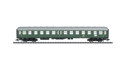 Trix 23160 2nd Class Passenger Car