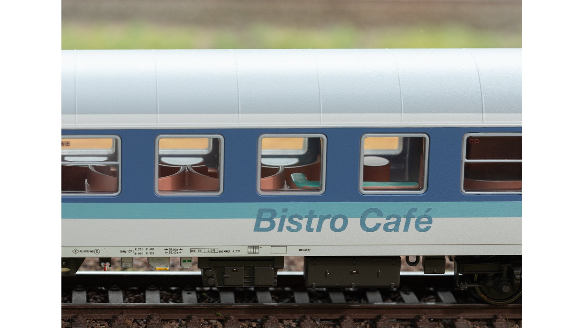 Trix 23200 InterRegio Passenger Car Set