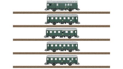Trix 23225 Passenger Car Set