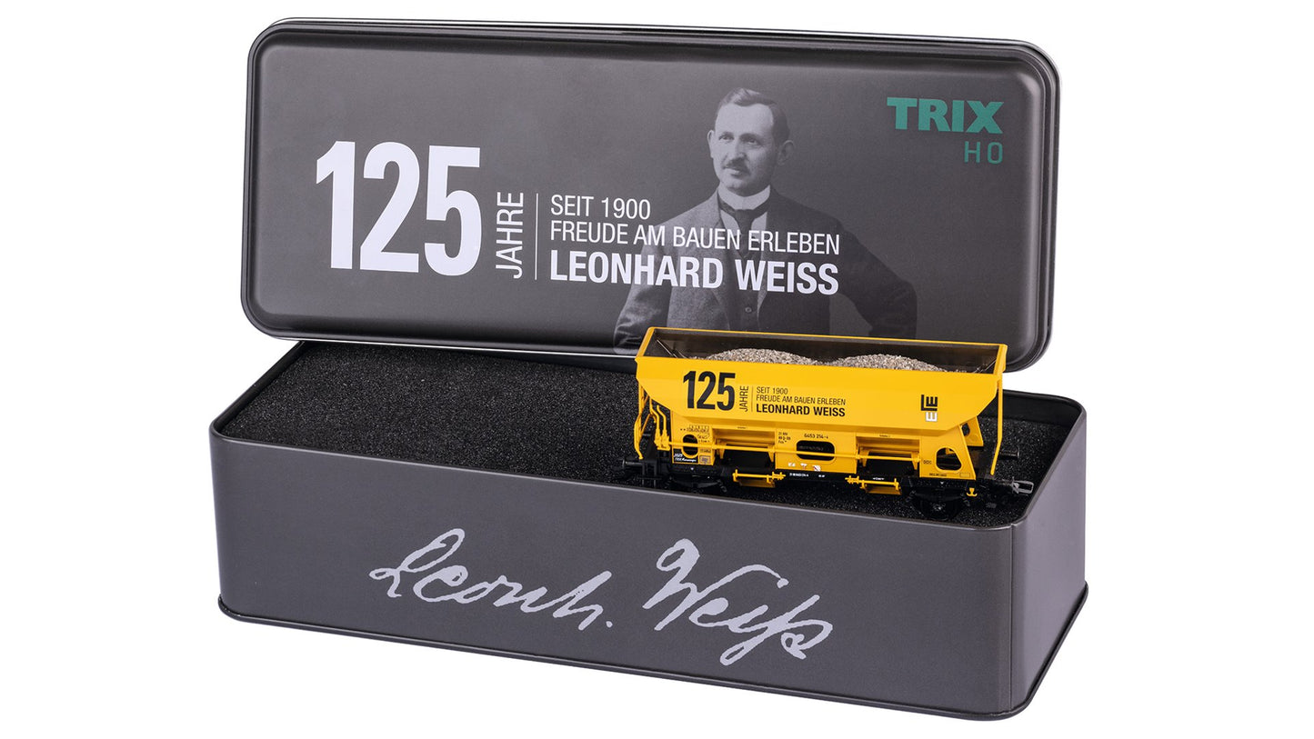 Trix 24725 Museum Car for 2025 HO