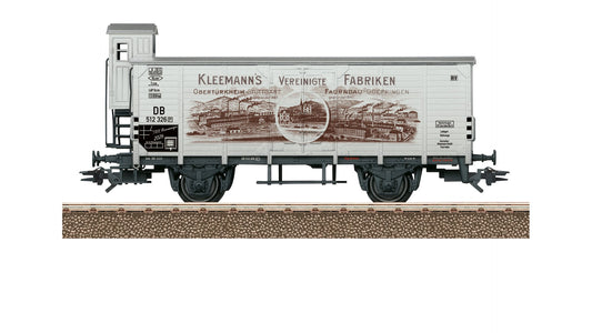 Trix T24726 Trix H0 Museum Car Set for 2026