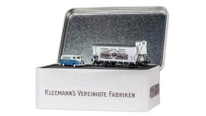 Trix T24726 Trix H0 Museum Car Set for 2026