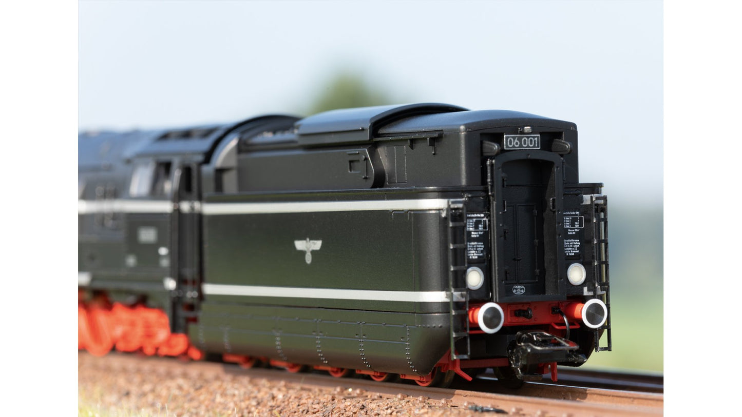 Trix 25060 Steam Locomotive Road Number 06 001