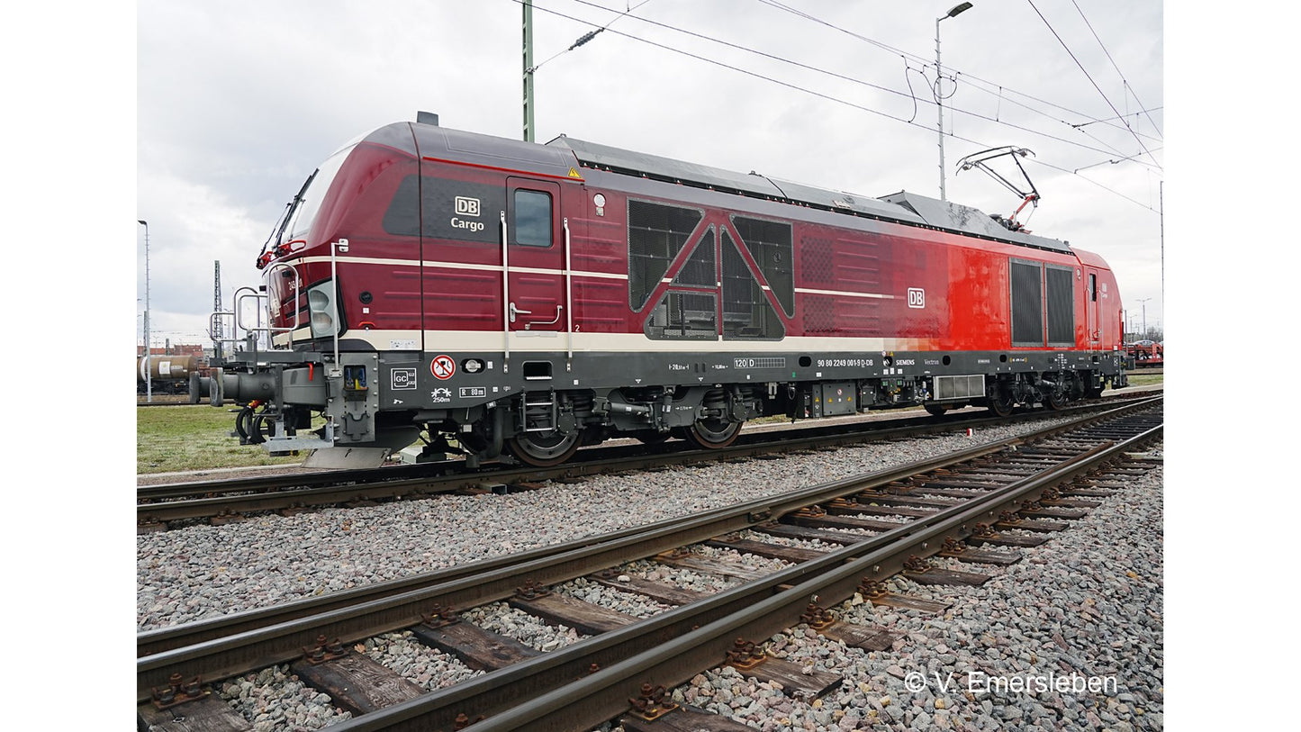 Trix 25293 Class 249 Dual Power Locomotive
