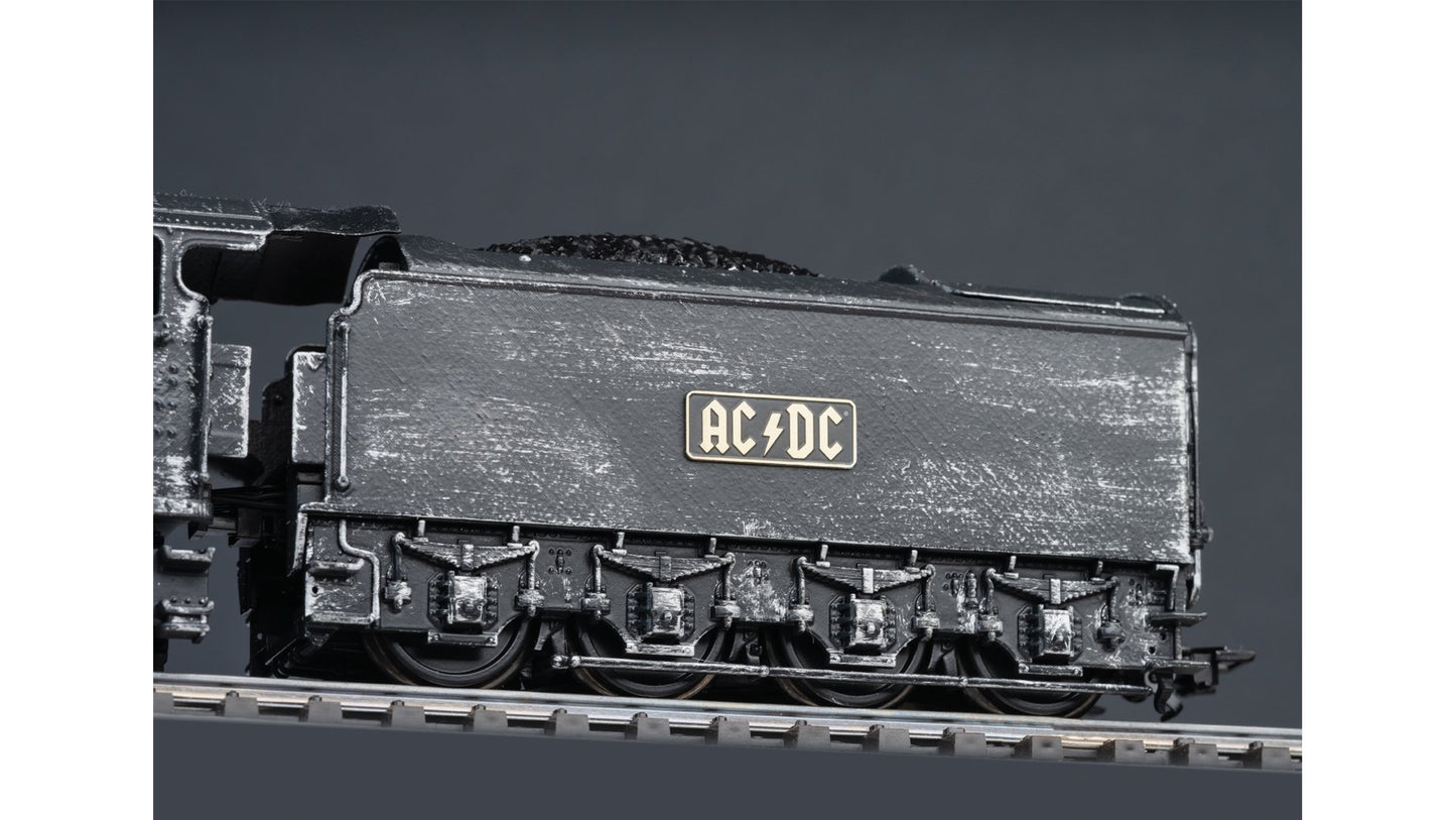 Trix T25492 AC/DC "Black Ice" Steam Locomotive with a Tender