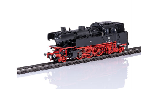 Trix 25660 Steam Locomotive 66 002