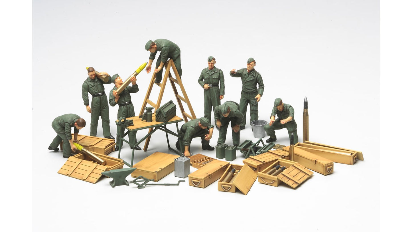 Tamiya 32547 Tank Crew Field Maintenance
