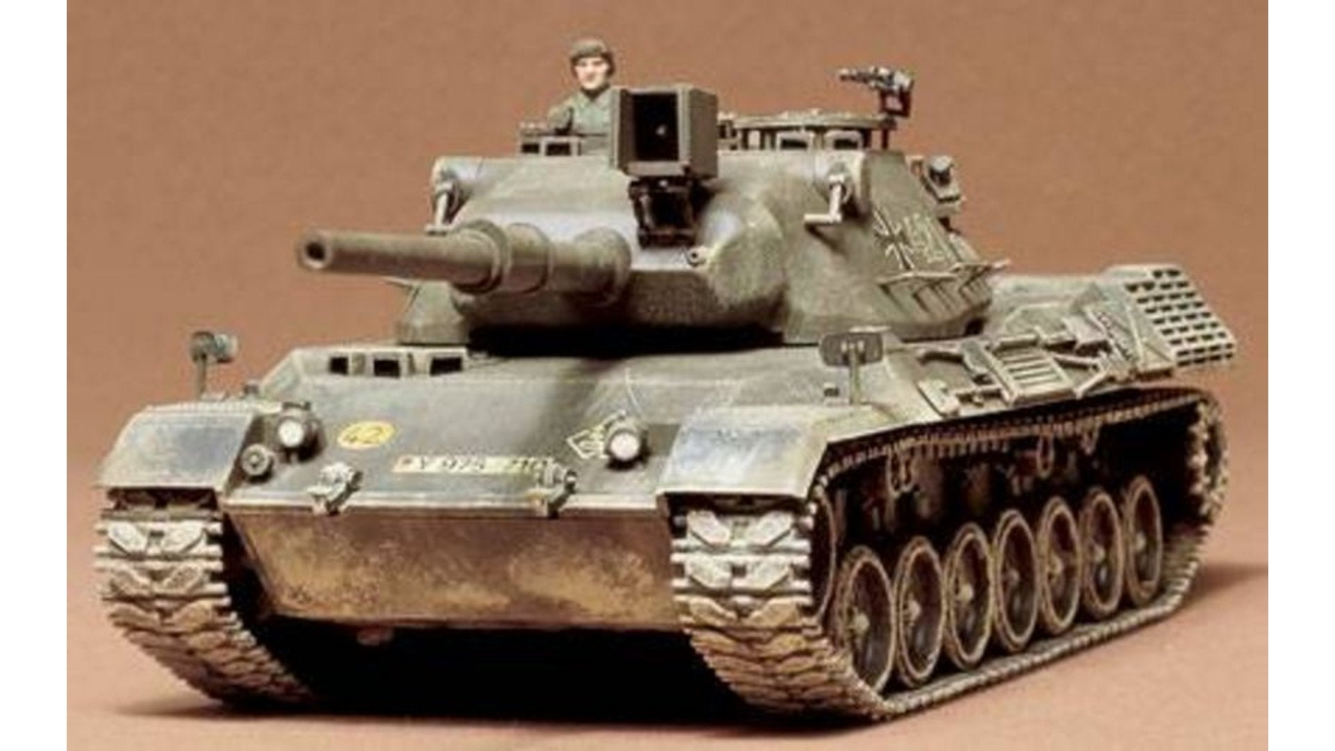 Tamiya 35064 German Leopard Med Tank Kit
