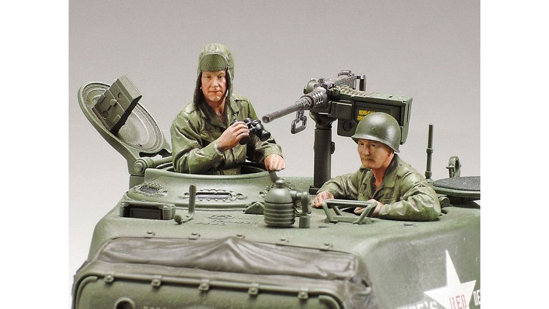 Tamiya 35359 US Medium Tank M4A3E8 Sherman Korean War
