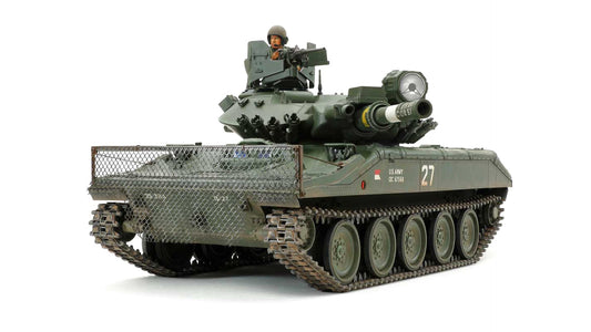 Tamiya 36213 US Airborne Tank M551 Sheridan Display Model