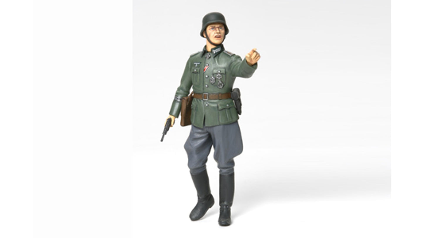 Tamiya 36313 1/16 German Field Commander