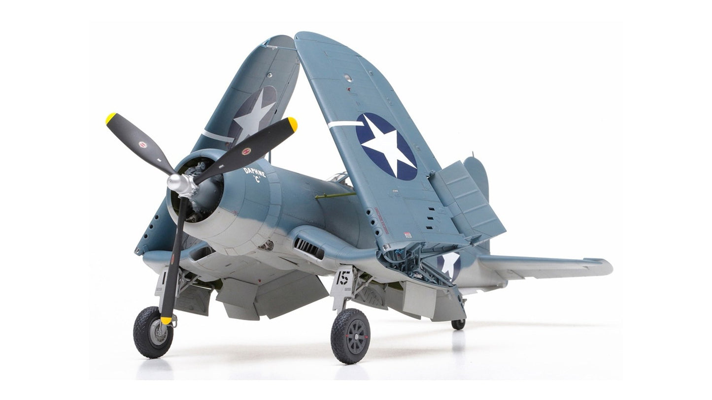 Tamiya 60324 Vought F4U-1 Corsair