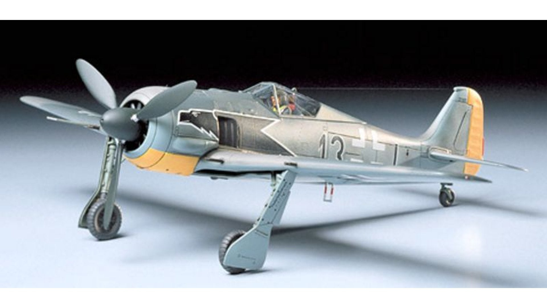 Tamiya 61037 FW190 A-3 Focke-Wulf