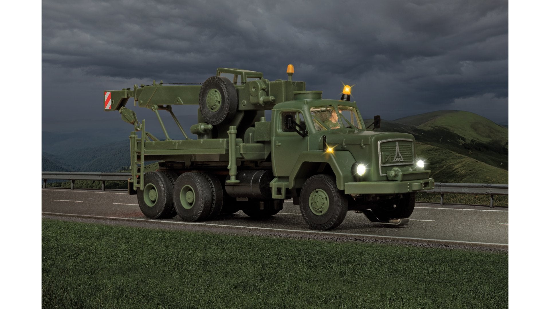 VIESSMANN VI8061 H0 MAGIRUS DEUTZ 3-axle recov